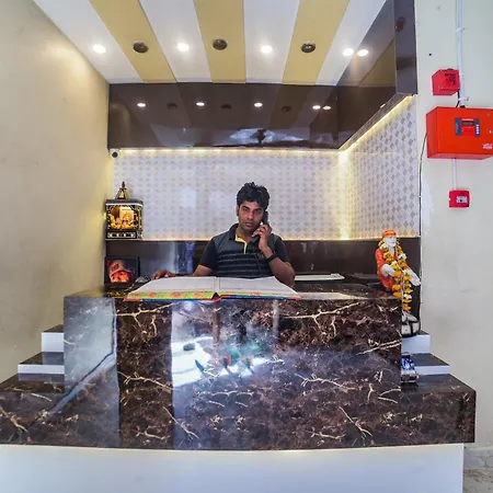 Oyo Flagship Rohit Dx Near Jama Masjid Hotel